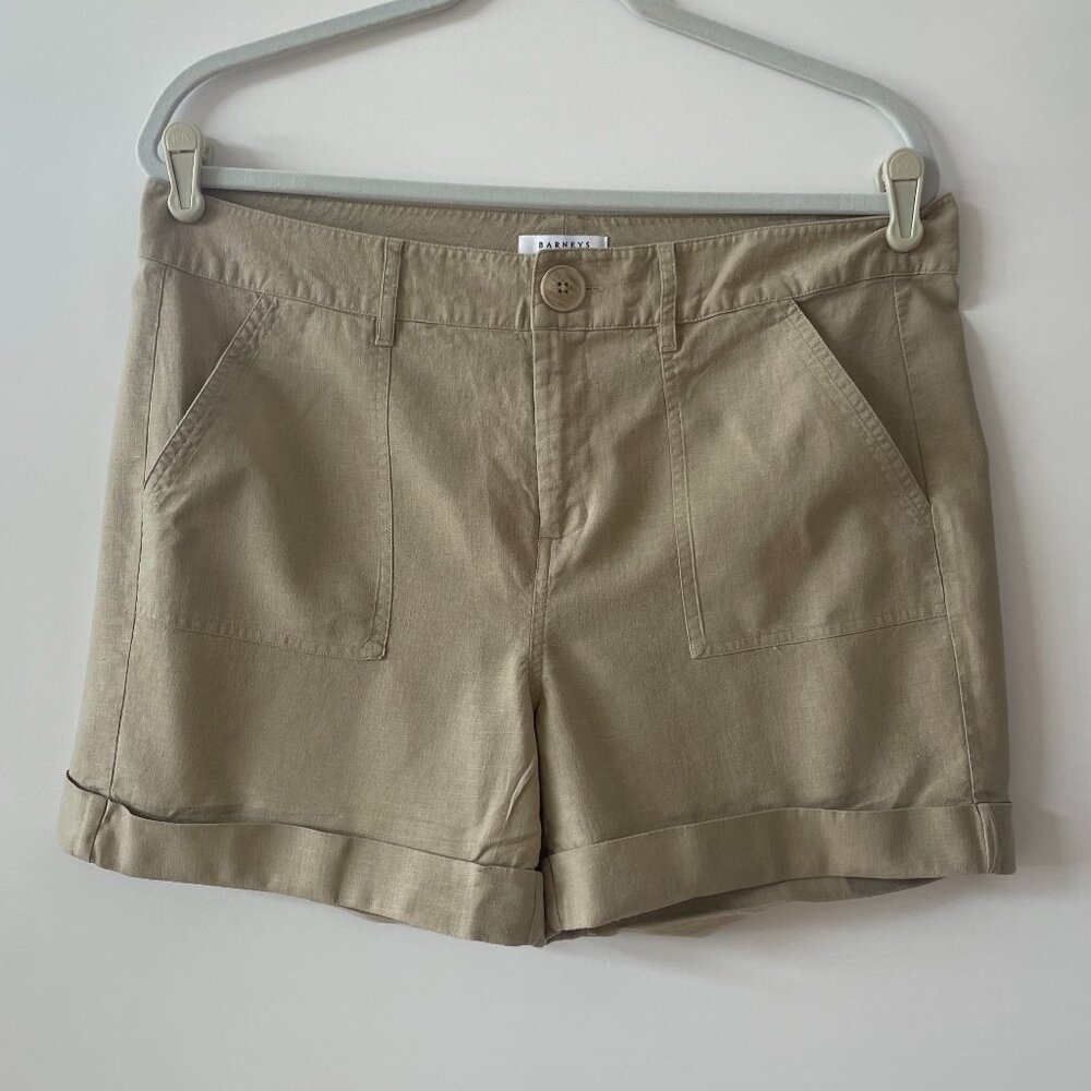 Barneys New York Cuffed Linen Shorts in Tan, Back Button Pockets, Size‎ L, NWOT